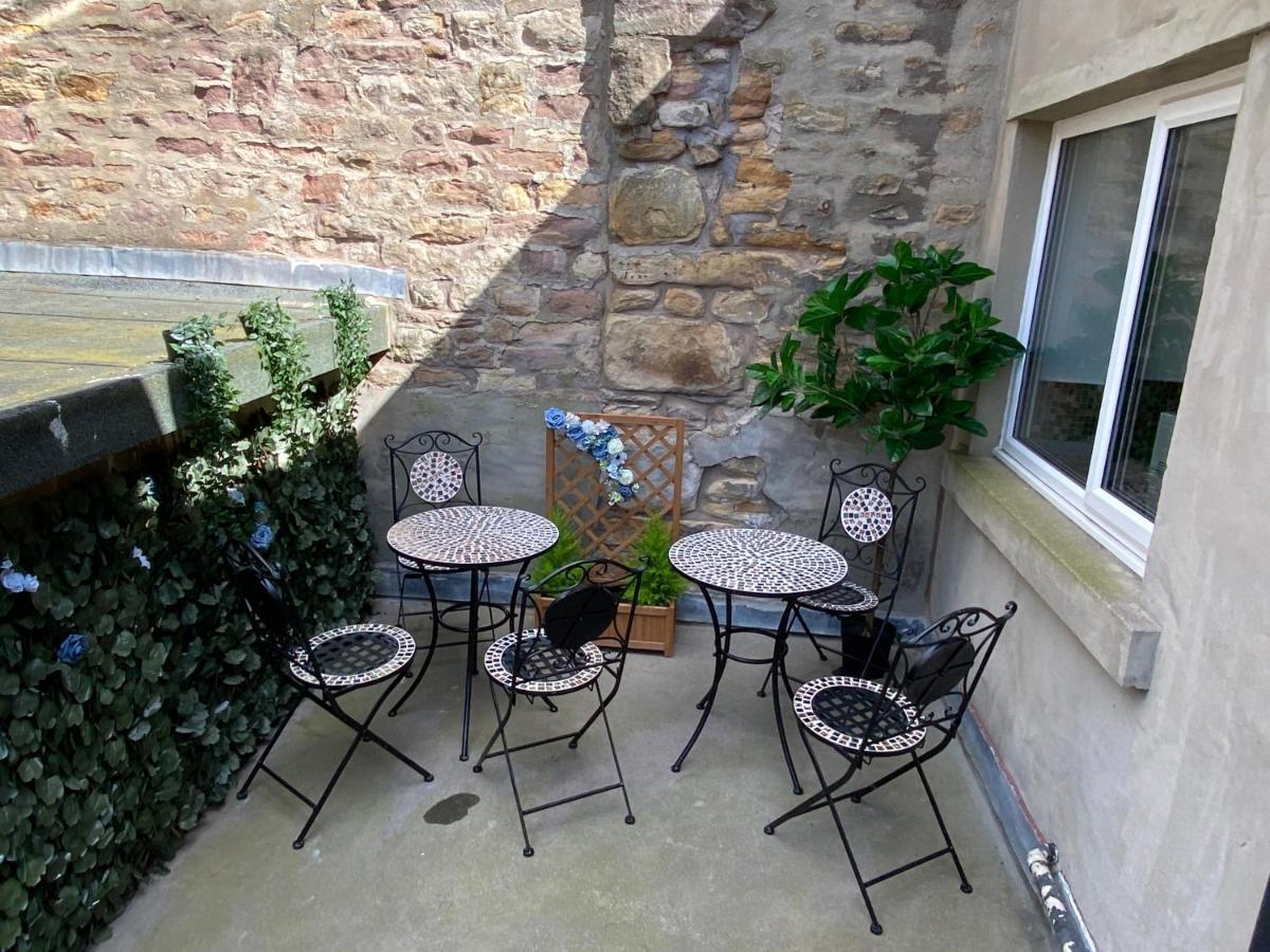 Spacious City Centre Property Lancaster Exterior photo